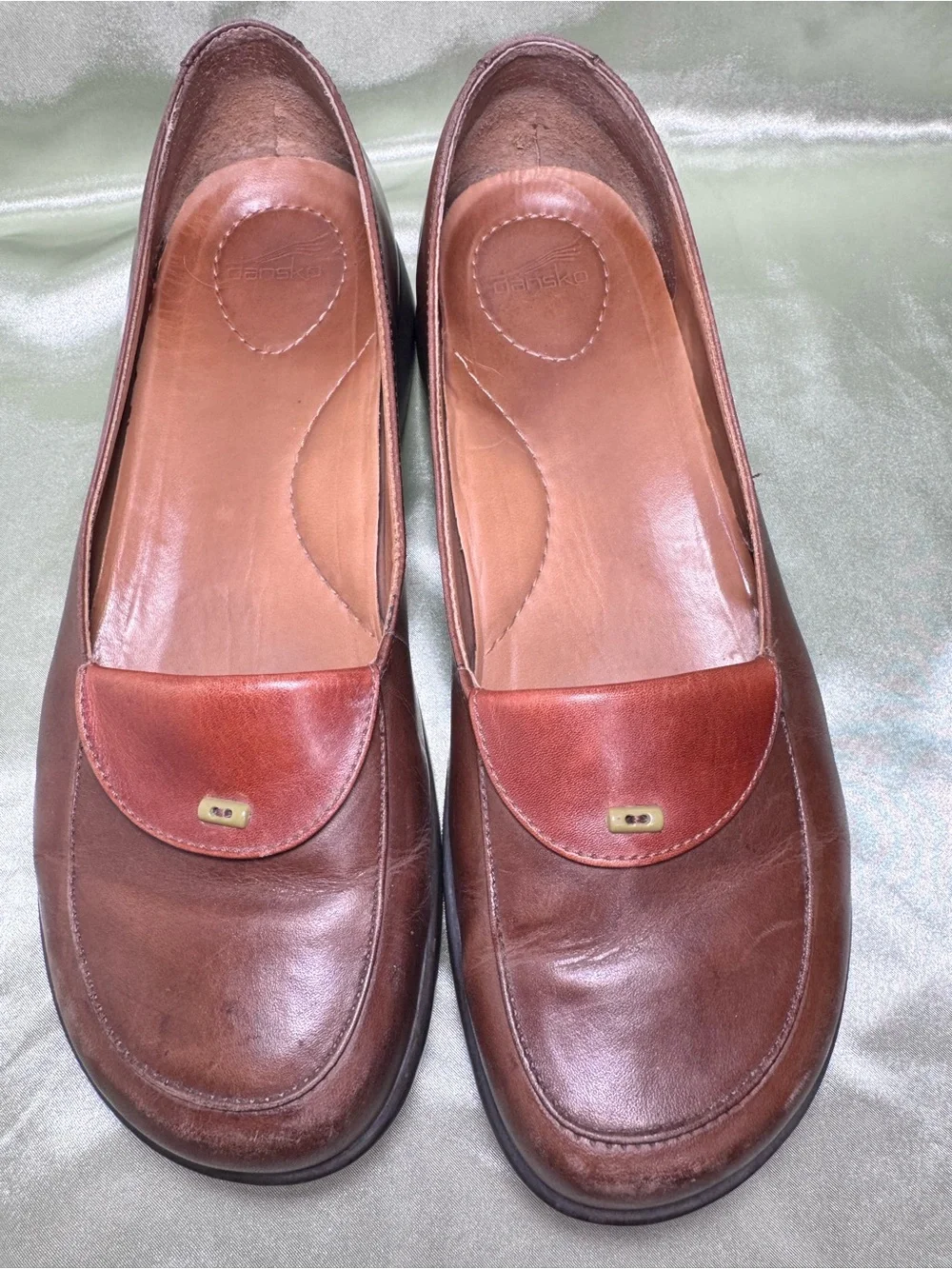 Dansko Deserii Leather Comfort Loafer in Brown size 40